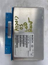 Load image into Gallery viewer, Transmission Computrer Range Rover 2005 05 - NW37092
