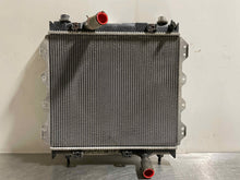 Load image into Gallery viewer, Radiator  PT CRUISER 2005 - NW131751
