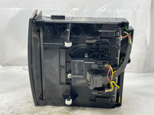 Load image into Gallery viewer, REMOTE CD CHANGER E350 E550 B200 CLS500 CLS55 CLS550 CLS63 E280 03-13 - NW138710
