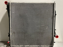 Load image into Gallery viewer, RADIATOR BMW X5 2000 00 2001 01 02 03 04 05 06 Auto - NW132066
