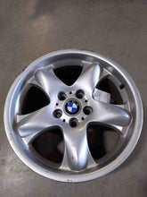 Load image into Gallery viewer, WHEEL Bmw X5 00 - 06 18" Alloy 5 Round Spokes - NW198309
