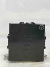 Load image into Gallery viewer, Power supply computer Toyota Prius 2005 05 2006 06 2007 07 2008 08 2009 09 - NW38265
