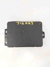 Load image into Gallery viewer, ECU ECM Computer Chevrolet Corvette 2001 - NW58009
