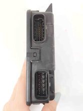 Load image into Gallery viewer, ECU ECM Computer Chevrolet Corvette 2001 - NW58009
