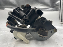 Load image into Gallery viewer, Suspension Air Compressor Pump Jaguar XK8 1999 - NW8355

