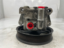 Load image into Gallery viewer, POWER STEERING PUMP S Type 2001 01 2002 02 03 04 - 08 - NW163537
