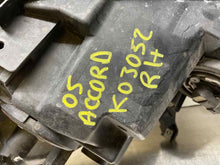 Load image into Gallery viewer, HEADLIGHT LAMP ASSEMBLY Honda Accord 03 04 05 06 07 Right - NW102920
