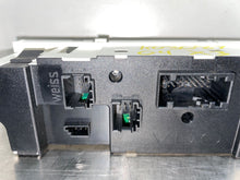 Load image into Gallery viewer, TEMPERATURE CONTROLS BMW X3 2004 04 - NW99947
