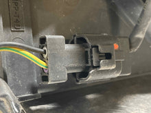 Load image into Gallery viewer, RADIATOR FAN ASSEMBLY Baja Legacy 00 01 02 03 04 05 06 - NW64561
