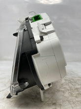Load image into Gallery viewer, SPEEDOMETER CLUSTER Subaru Forester 2005 05 Auto - NW161795
