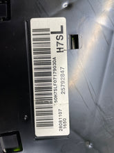 Load image into Gallery viewer, Speedometer Cluster  SAAB 9-7X 2008 - NW161746
