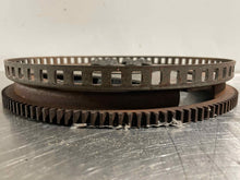 Load image into Gallery viewer, FLYWHEEL Audi A4 A6 S4 All Road 00 01 02 - 05 06 Auto - NW78515
