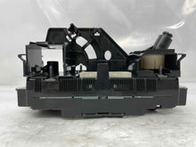 Load image into Gallery viewer, Temp Climate AC Heater Control Volkswagen Jetta Passat 2005 05 2006 06 07 08 - NW101590
