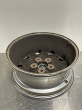 Load image into Gallery viewer, WHEEL Jaguar Xj8 00 01 02 03 16" Alloy 10 Triangle Slot - NW199495
