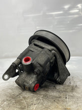 Load image into Gallery viewer, POWER STEERING PUMP BMW 525I 1992 93 94 95 - NW163114
