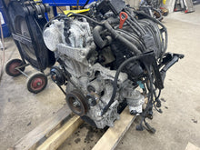 Load image into Gallery viewer, ENGINE MOTOR Santa Fe Sonata Sonata Hybrid Optima Sorento 15-19 2.4L VIN 3/F/B - DG123967
