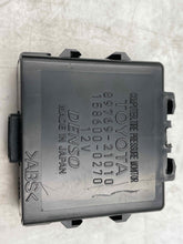 Load image into Gallery viewer, SUSPENSION CONTROL MODULE COMPUTER Scion TC 06 07 08 09 10 - NW37606
