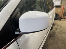 Load image into Gallery viewer, Side View Door Mirror  TOWN &amp; COUNTRY 2016 - DG122800

