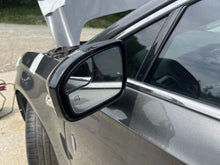 Load image into Gallery viewer, Side View Door Mirror Ford Fusion 2016 - DG112468
