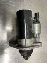 Load image into Gallery viewer, STARTER BEETLE JETTA 2005 2006 2.5L MANUAL TRANS - NW171104

