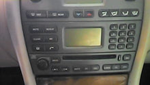 Load image into Gallery viewer, Radio Jaguar X type 2004 04 2005 05 06 07 08 AM FM - NW137821
