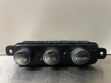 Load image into Gallery viewer, Temp Climate AC Heater Control Honda Civic 2003 03 2004 04 2005 05 Sedan MX - NW100443
