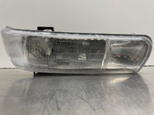 Load image into Gallery viewer, HEADLIGHT LAMP ASSEMBLY Silverado 1500 Pickup Silverado 2500 99-06 Left - NW101872
