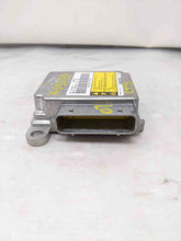 Load image into Gallery viewer, AIR BAG CONTROL MODULE COMPUTER Cadillac CTS 2006 06 2007 07 - NW26147
