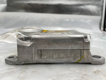 Load image into Gallery viewer, AIR BAGC OMPUTER Camry 2004 04 2005 05 2006 06 - NW38067

