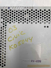 Load image into Gallery viewer, Radio Honda Civic 2003 03 Hybrid AM FM CD - NW137645
