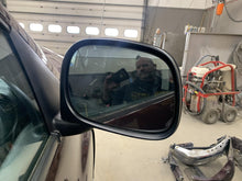 Load image into Gallery viewer, SIDE VIEW MIRROR Dodge 1500 2500 3500 Pickup 02 03 04 05 06 07 08 09 Left - DG102534
