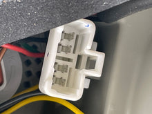 Load image into Gallery viewer, OUTER TAIL LIGHT LAMP Hyundai Sonata 11 12 13 14 Right - NW181062
