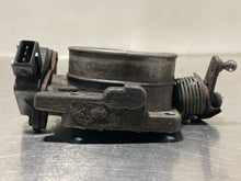 Load image into Gallery viewer, THROTTLE BODY Volvo S70 V70 C70 850 95 96 97 98 AUTO - NW178766
