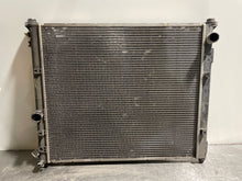 Load image into Gallery viewer, RADIATOR Cadillac SRX STS 2004 04 2005 05 2006 06 - NW131587
