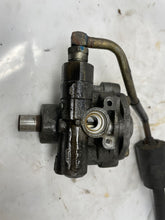 Load image into Gallery viewer, Power Steering Pump Cadillac STS 2006 - NW162583
