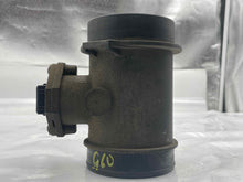 Load image into Gallery viewer, Mass Air Flow Sensor Meter MAF Volvo 960 S90 V90 96 97 98 - NW5705
