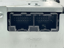 Load image into Gallery viewer, RADIO Saab 9-3 2007 07 2008 08 - NW139496
