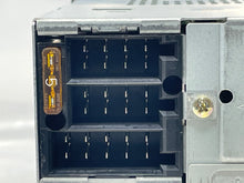 Load image into Gallery viewer, RADIO Saab 9-5 99 00 01 02 03 04 05 - NW139616

