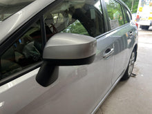 Load image into Gallery viewer, Side View Door Mirror Subaru Impreza 2016 - DG135632
