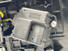 Load image into Gallery viewer, RADIO E320 E500 E55 CD Changer 2003 03 2004 04 2005 05 - NW138626
