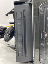 Load image into Gallery viewer, RADIO E320 E500 E55 CD Changer 2003 03 2004 04 2005 05 - NW138626
