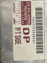Load image into Gallery viewer, AIR BAG COMPUTER TOYOTA CAMRY ES300 1999 00 01 - NW33470
