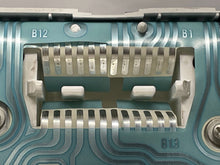 Load image into Gallery viewer, SPEEDOMETER CLUSTER Volvo S40 2001 01 2002 02 - NW162297
