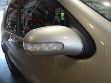 Load image into Gallery viewer, SIDE VIEW MIRROR ML320 ML350 ML55 2002 02 - 05 Right - NW53223
