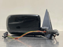 Load image into Gallery viewer, SIDE VIEW DOOR MIRROR 525i 528i 530i 540i 99 00 01 02 03 Right - NW51915
