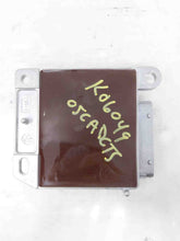 Load image into Gallery viewer, AIR BAG CONTROL MODULE COMPUTER Cadillac CTS 2005 05 - NW26097
