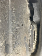 Load image into Gallery viewer, REAR STRUT SHOCK CL500 CL55 CL600 2000 00 2001 01 2002 02 Right - NW173412
