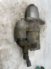 Load image into Gallery viewer, STARTER Infiniti I30 Nissan Maxima 2000 00 2001 01 - NW170449
