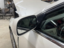 Load image into Gallery viewer, Side View Door Mirror Buick Lucerne 2008 - DG138576

