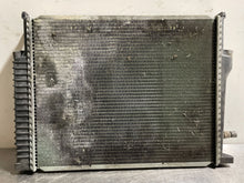 Load image into Gallery viewer, RADIATOR BMW 325i 325i 1988 88 1989 89 1990 90 19991 91 1992 92 93 Auto - NW131947
